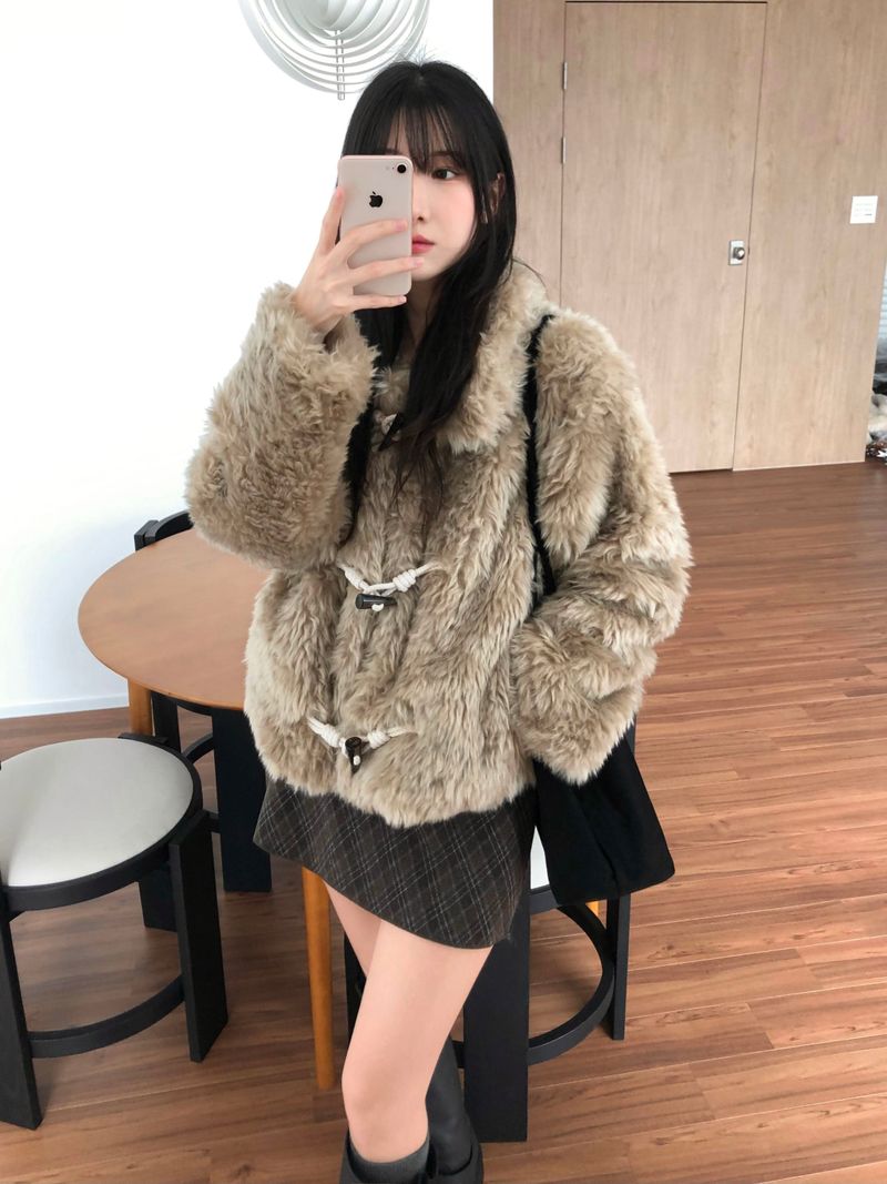 Claude Fur Jacket (2 colors)