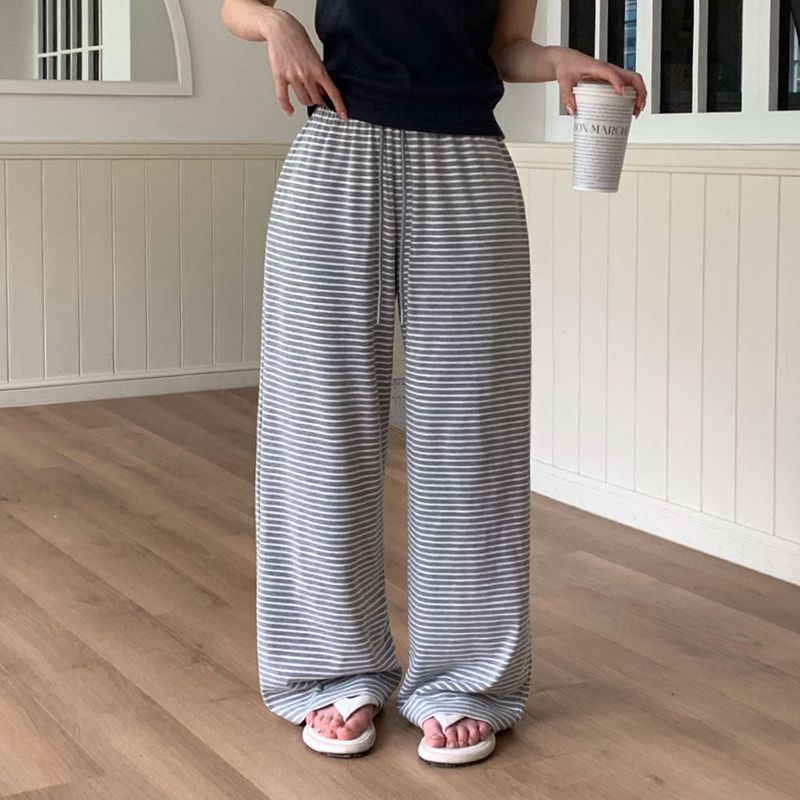 [MADE] Seed, stripe training pants