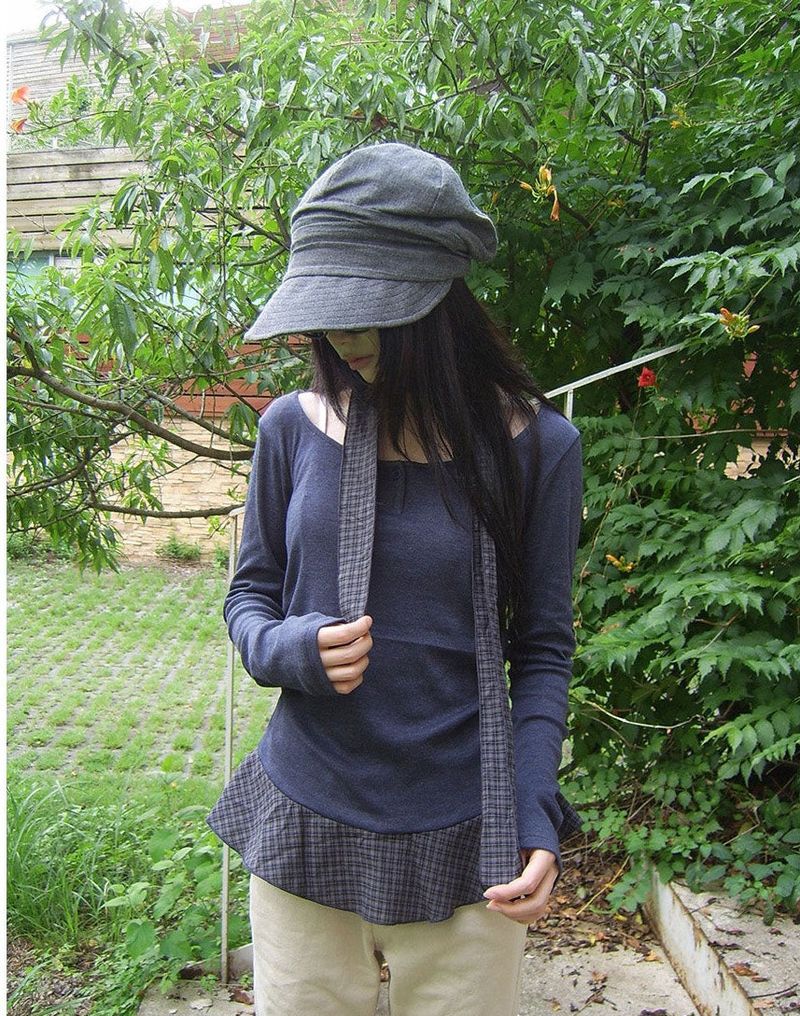 check scarf tee