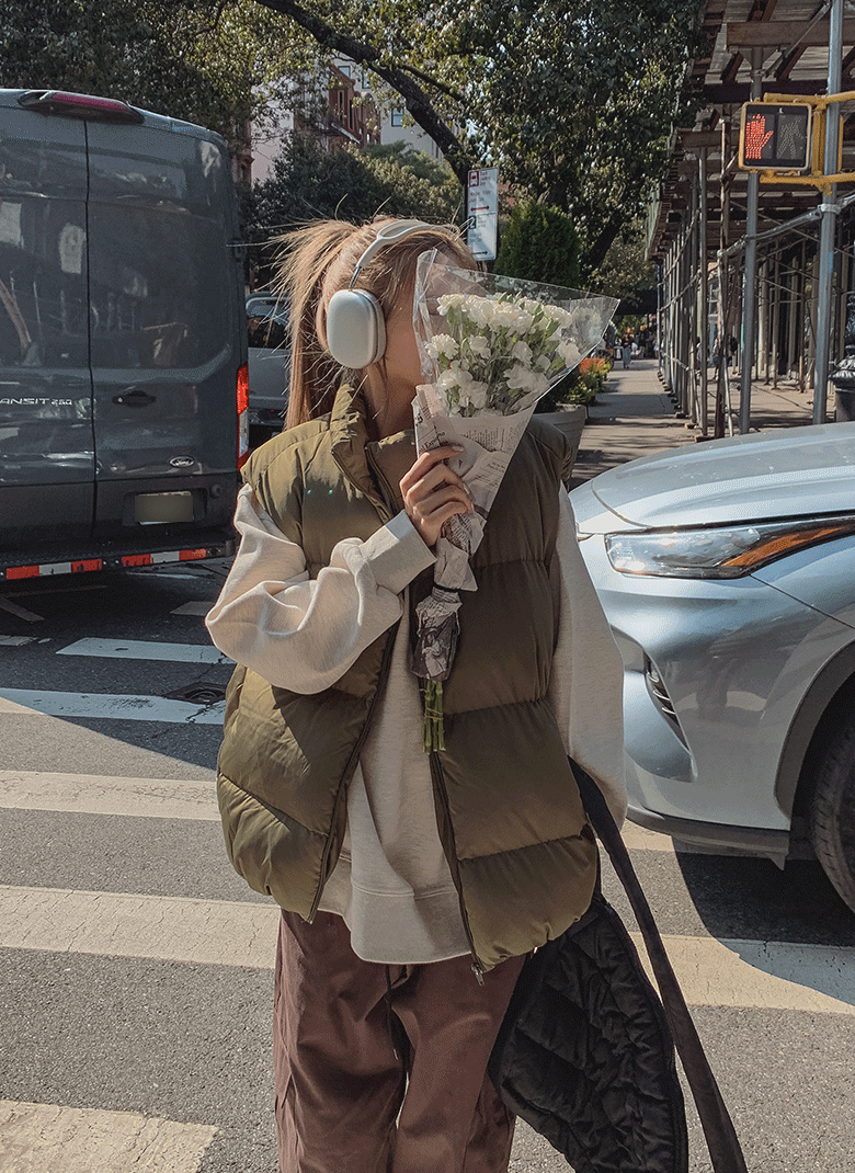 ULAN（ユレン）の「(UNISEX) ユランベーシックハーフダウンベスト（Jackets/Outerwear）」