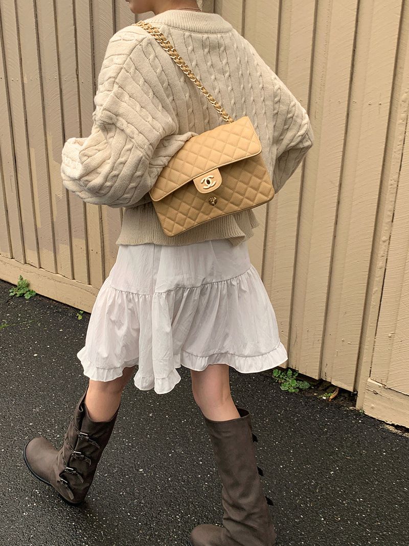 [MADE] Ethol twisted V-knit