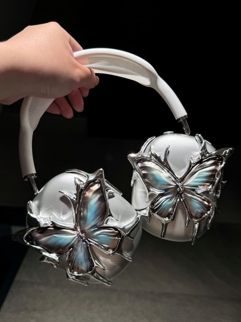 Sparkle Butterfly - AirPods Max Case