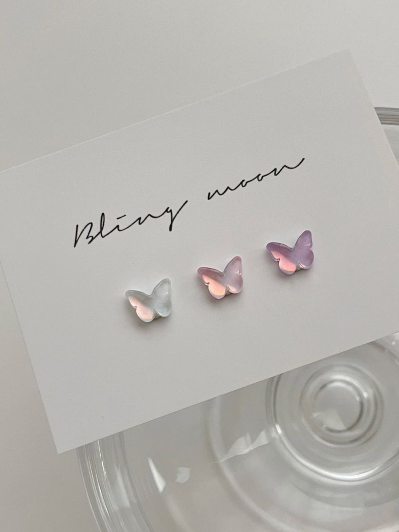 Blingmoon(ブリングムーン)の「Glass opal butterfly piercing / 3 colors / unique lovely pastel(Accessories)」