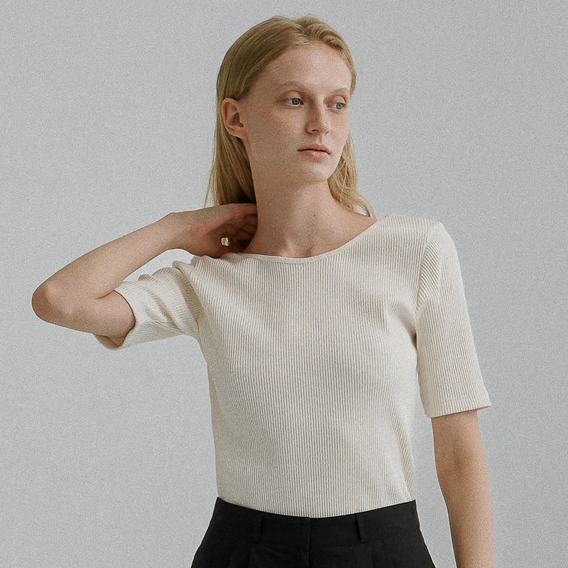 Back square half t-shirt