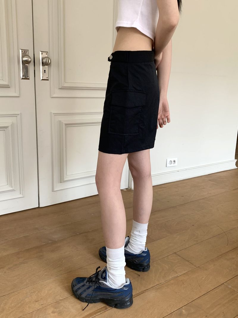 Naing Bijo Pocket Cargo Nylon Mini Skirt
