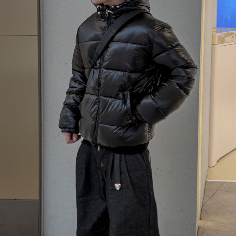 Beon glossy hood padding