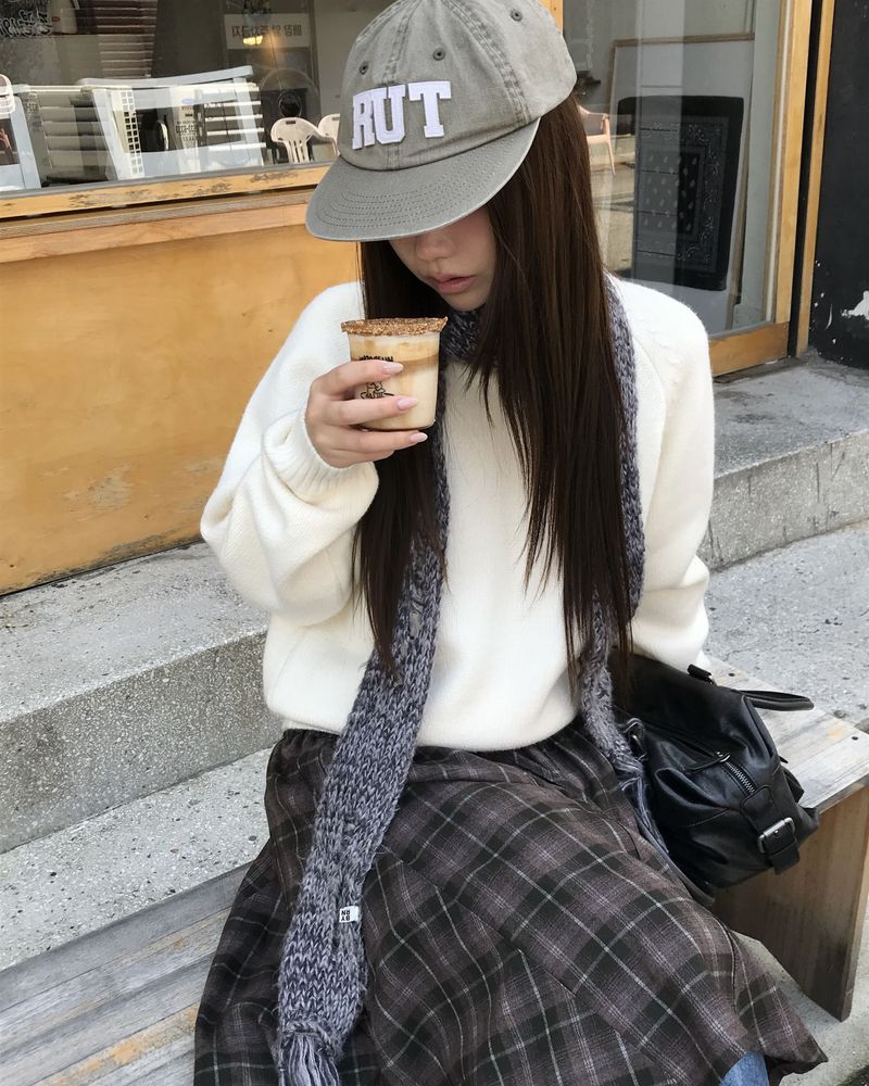 [ORIGINAL] Derr V-Neck Loose-Fit Knit