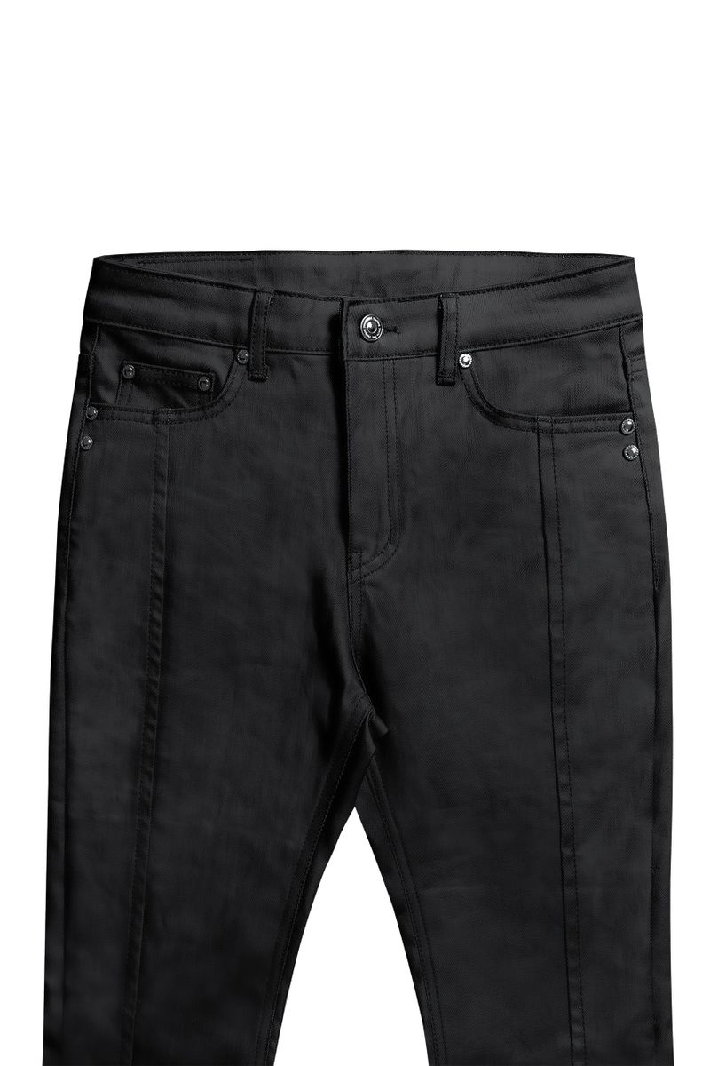 COATED BLACK BOOTS CUT DENIM