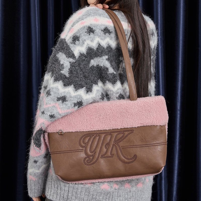 YK Mustang Shoulder Bag