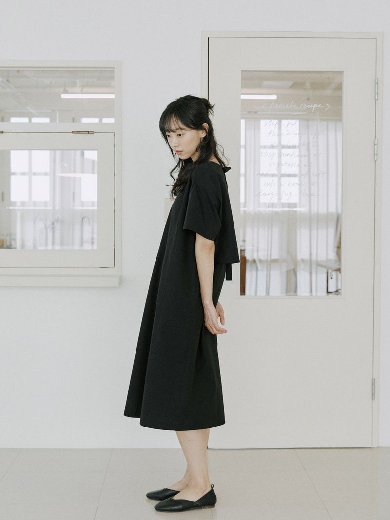 layered ribbon onepiece black