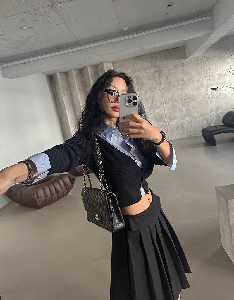 Gigantic Pleated Midi skirt