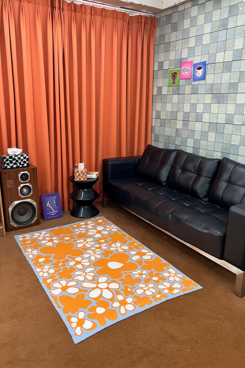 FLOWER PATTERN BLANKET