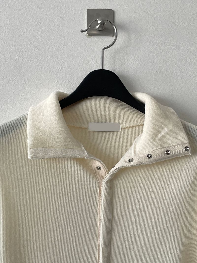 Open high-neck knit T