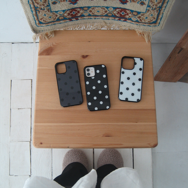22 dot case - charcoal