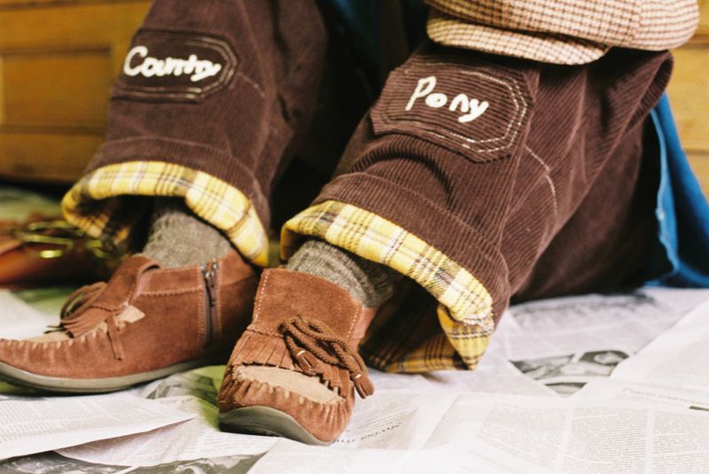 under knee point pants