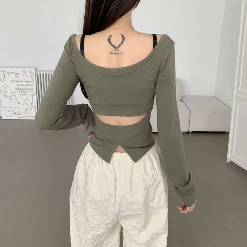 BOKPLACE（ボクプレイス）の「オープンウエストUネック長袖Tシャツ（トップス）」