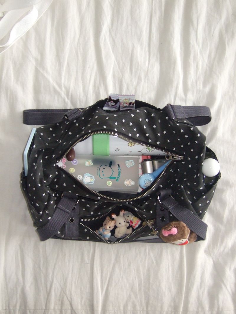 Star boston bag