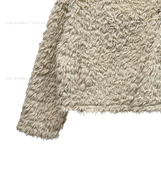 Hazel Fluffy Unbalanced Crop Mustang
