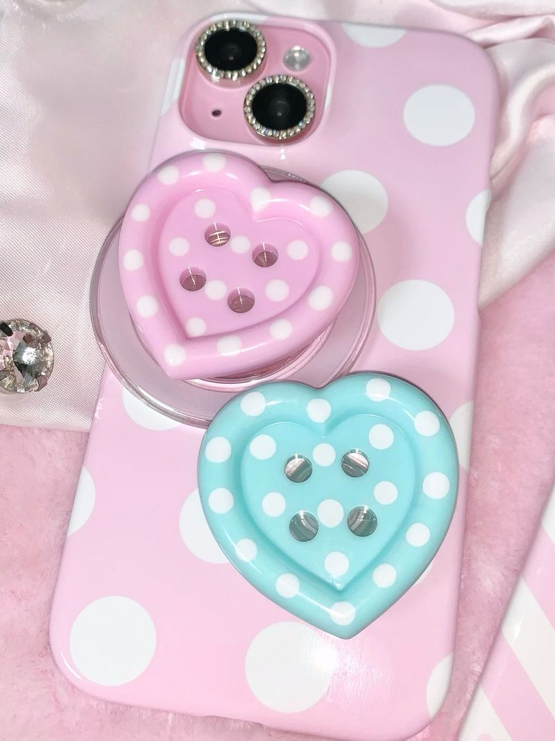 heart button phone grip - pink (magsafe)