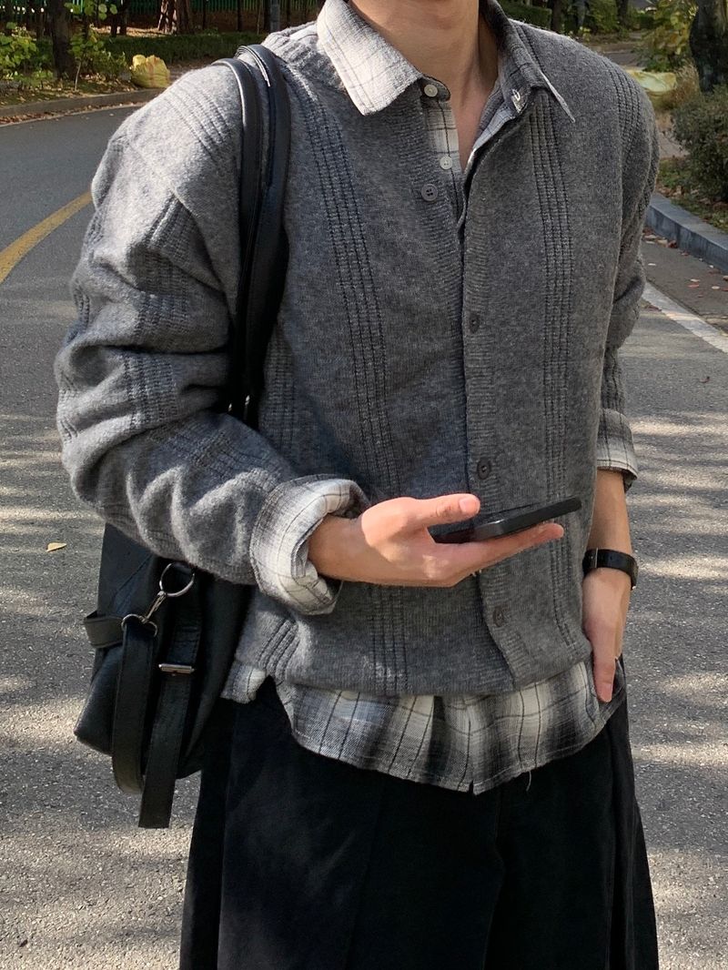 Soft Nantes Wool Ribbed Round Cardigan