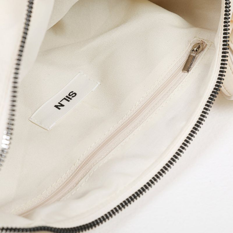 Shirring nylon shoulder bag (IVORY)