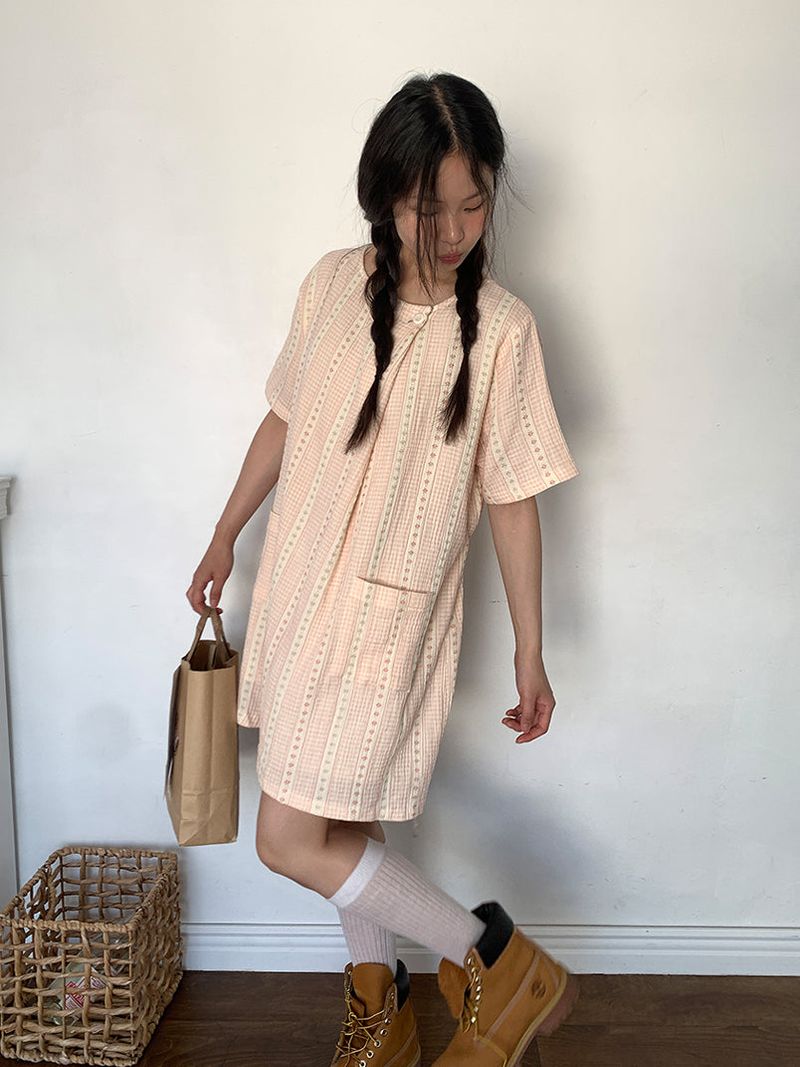 SOFT FLOWER BUTTON DRESS (2C)