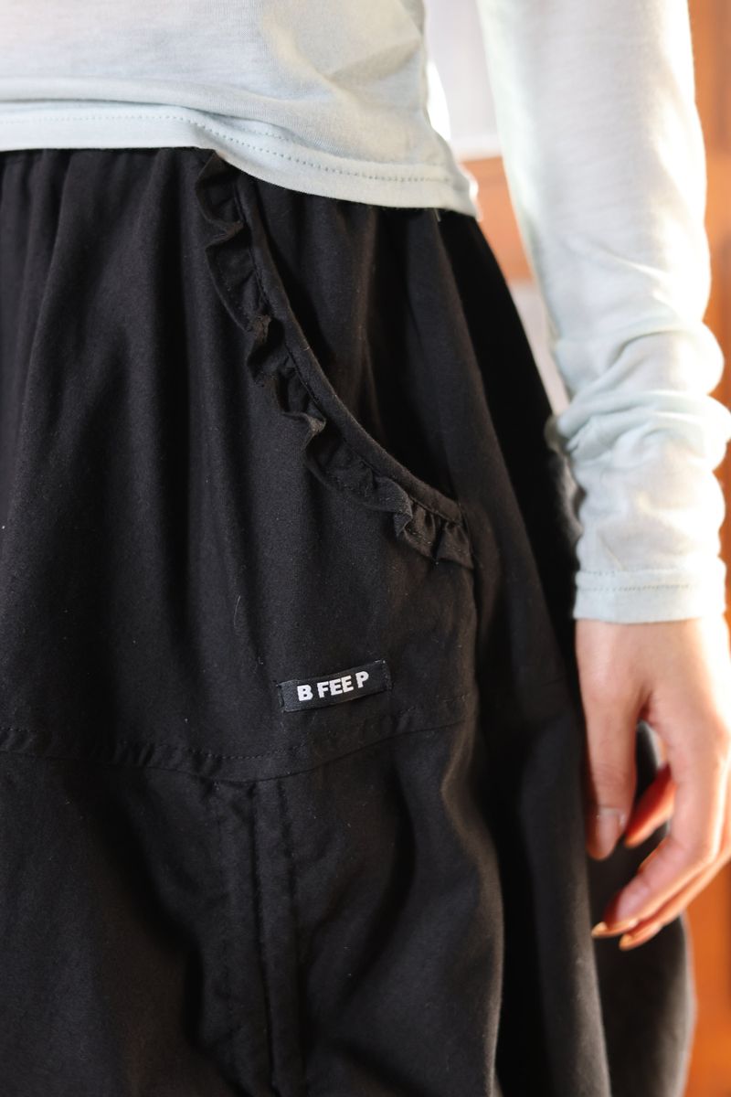  drawn ruffle skirt_black