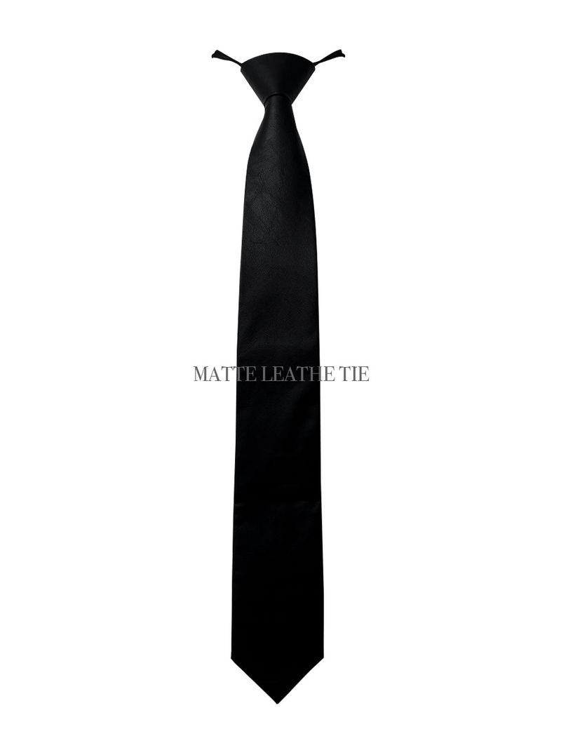 URBAN UNIQUE（アーバンユニーク）の「マットレザータイ（ファッション小物）」