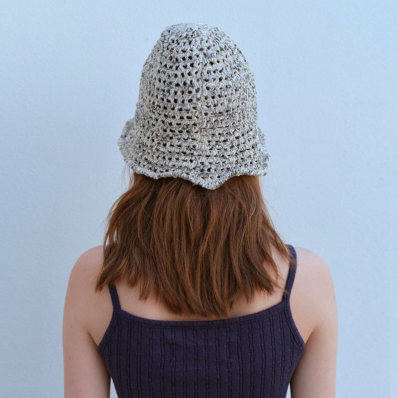 UNEVEN KINT BUCKET HAT