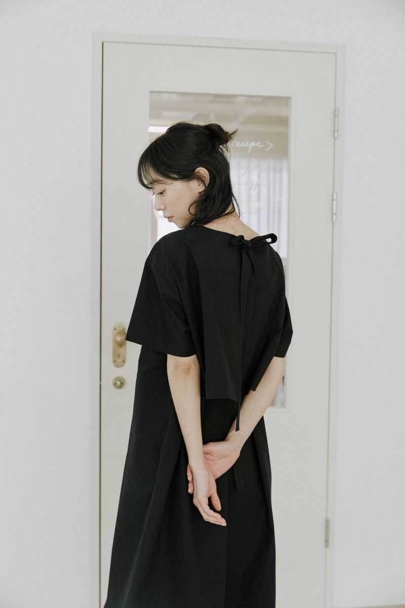 layered ribbon onepiece black