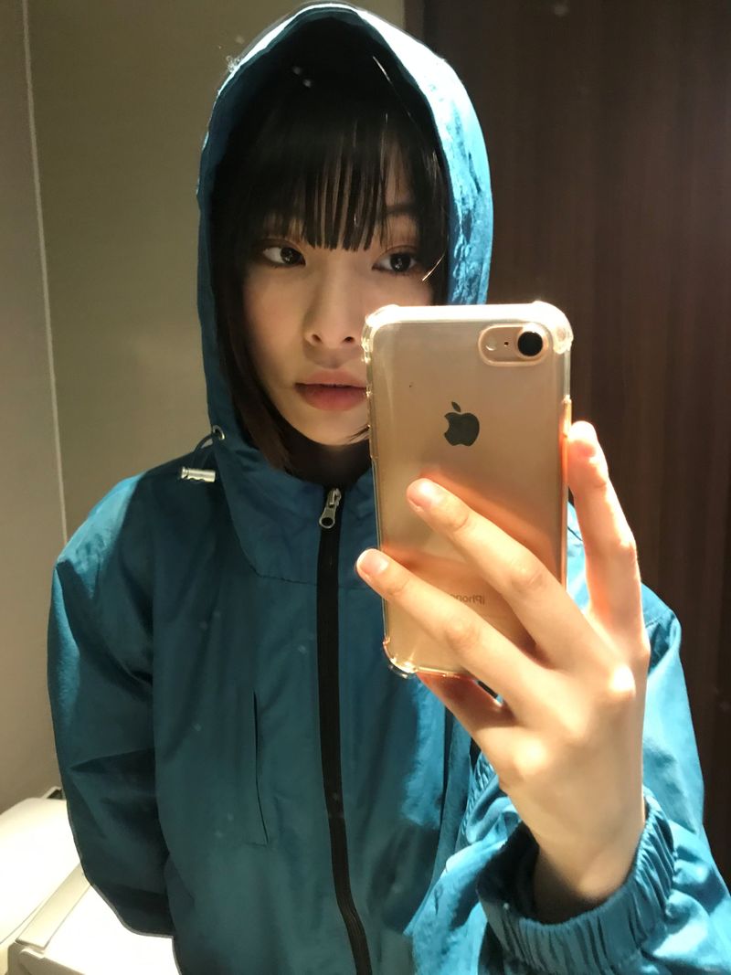 Layer hood jumper 