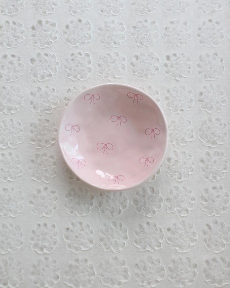 ribbon nut mini plate : baby pink