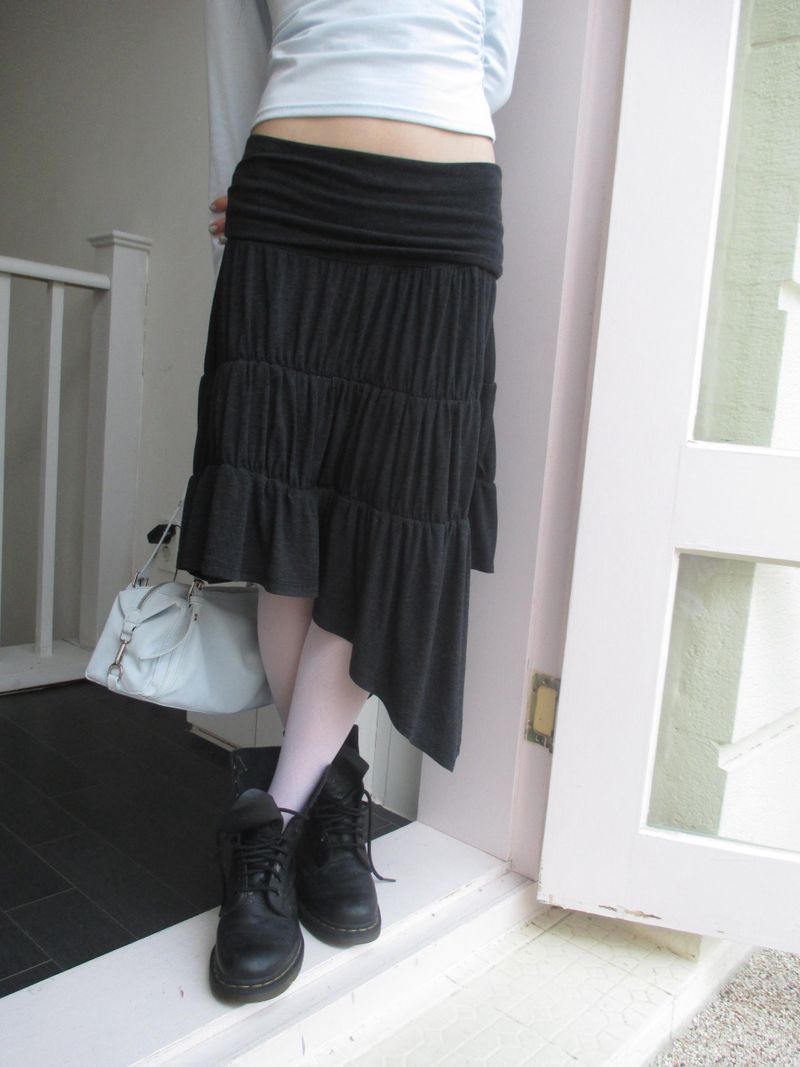 tiered midi sk
