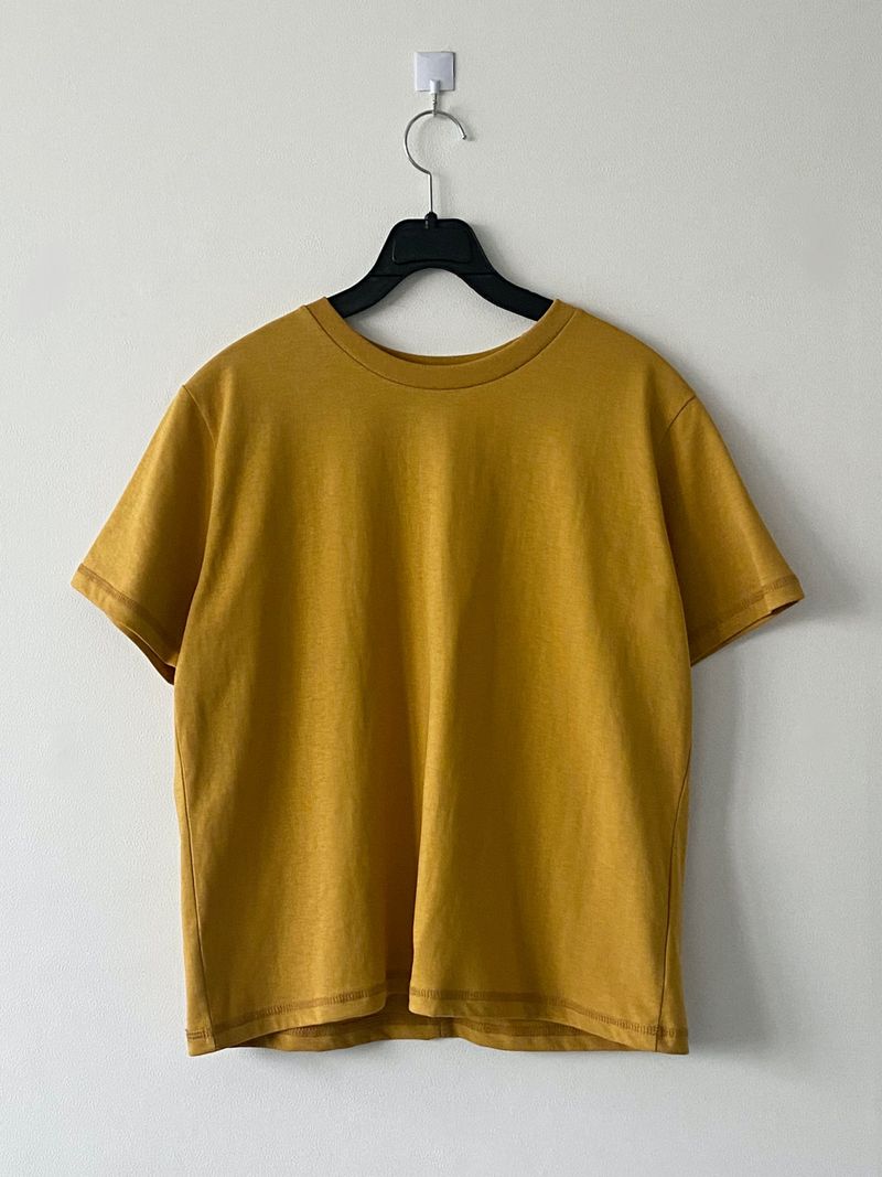 バックスティッチTシャツ