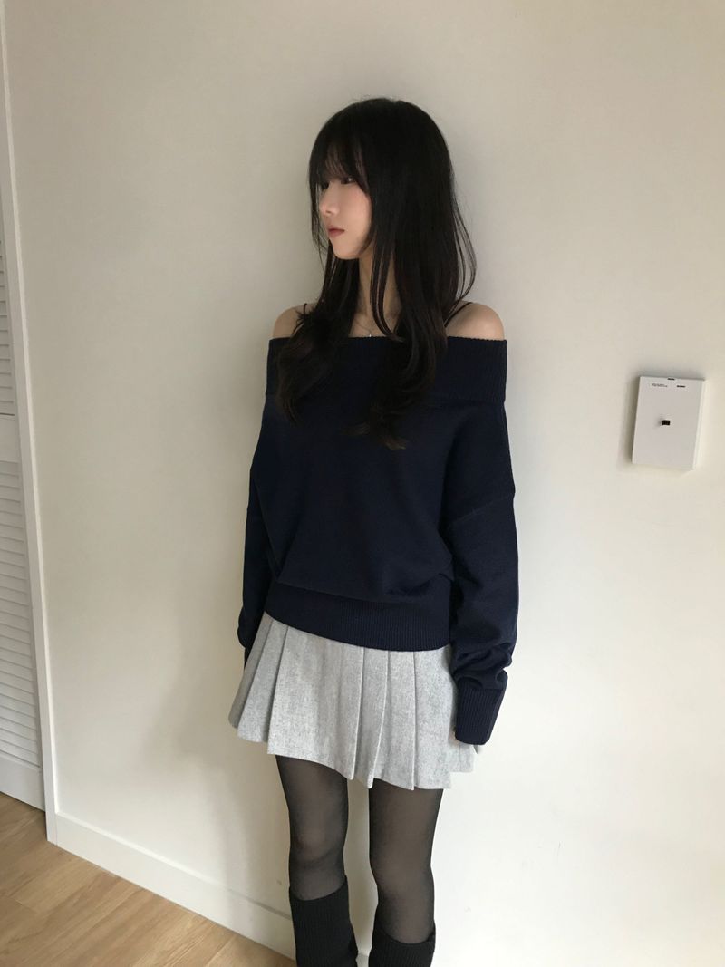 Kitten（キッテン）の「Chloe Wool Pleats Skirt (3 colors)（Skirts）」