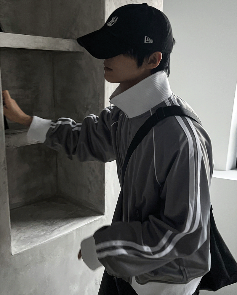 black down line sporty jersey