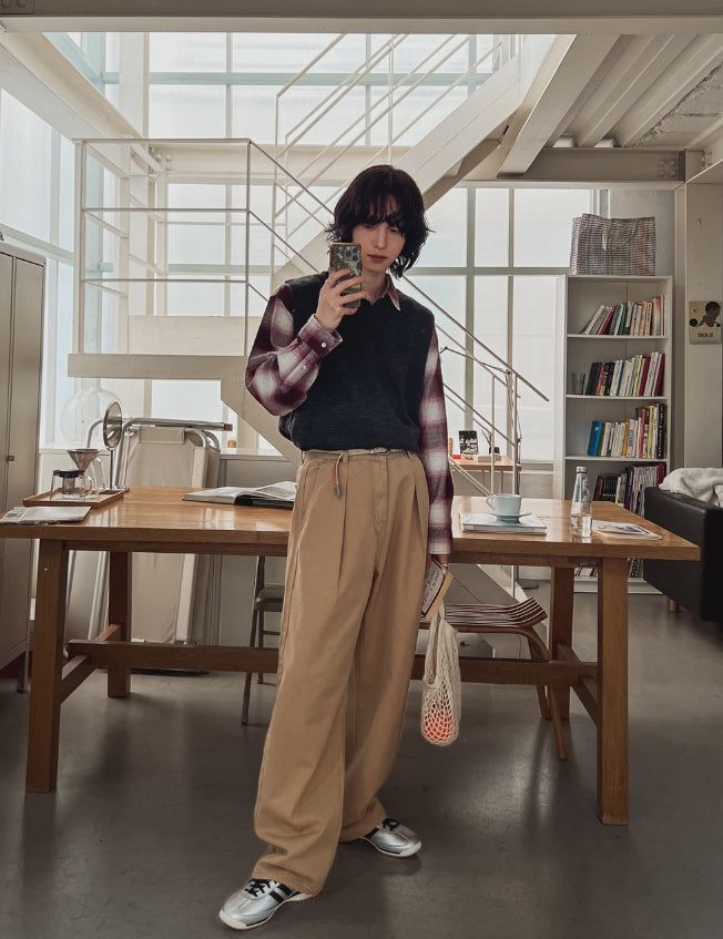 Cent Reverse Pintuck Cotton Pants