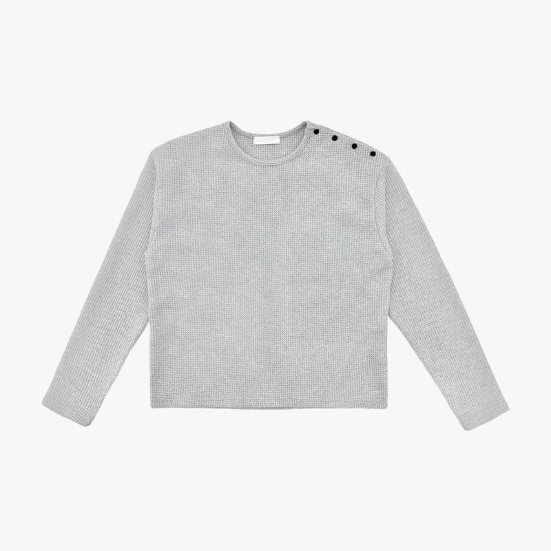 Shoulder button henley neck crop tee