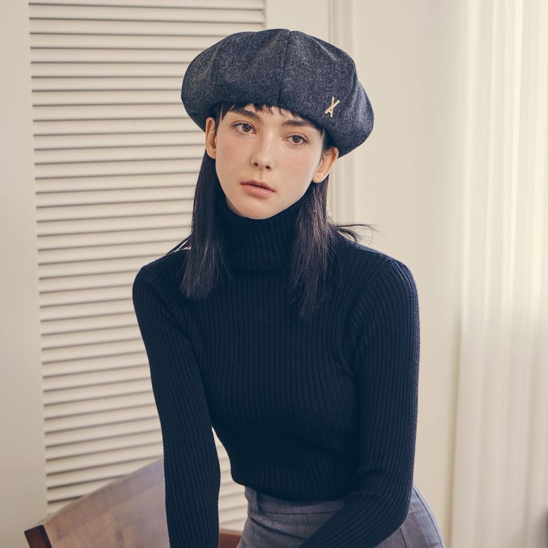VA Stud Octagon Wool Beret / Black