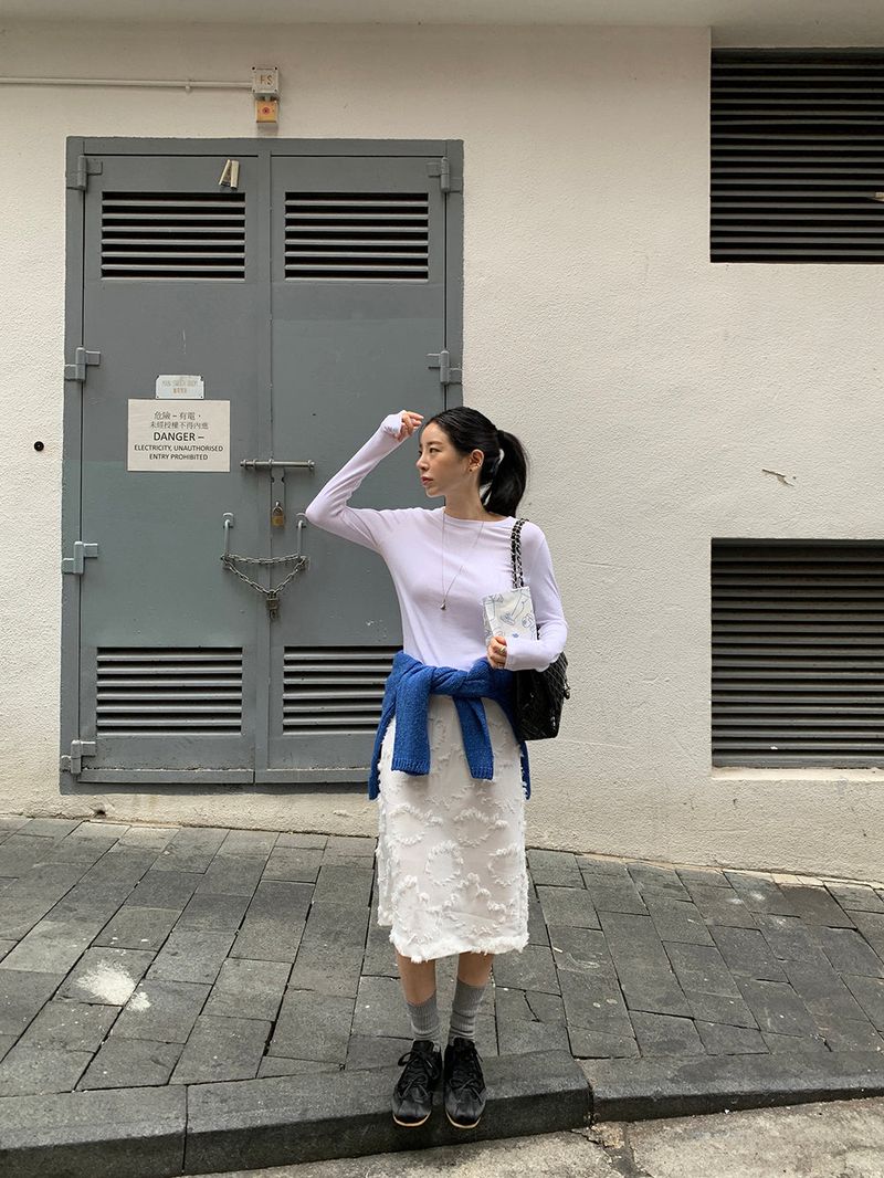 [MADE] Rieze Deep V Knit