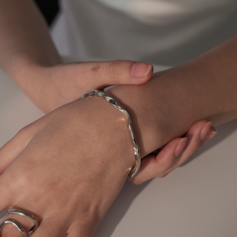 swell bangle