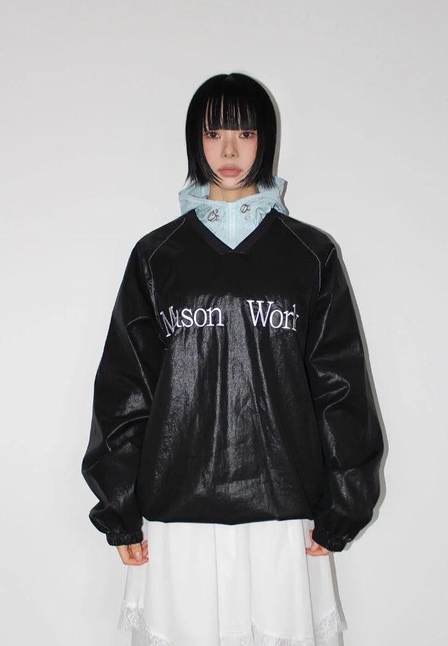 AAKE(アケ)の「GLOSSY V-NECK MTM(Tops)」