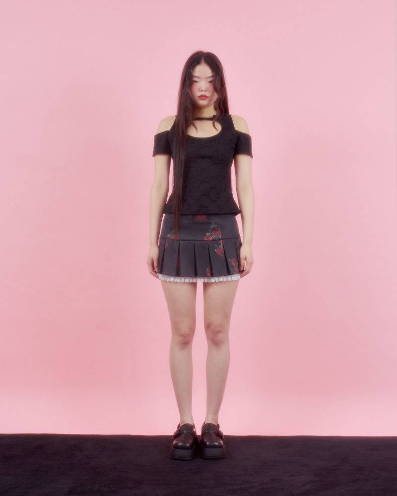 ROSE HALTER BLOUSE [BLACK]