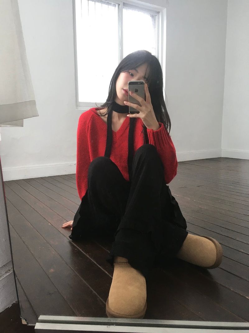 Holiday V-Neck Sweater