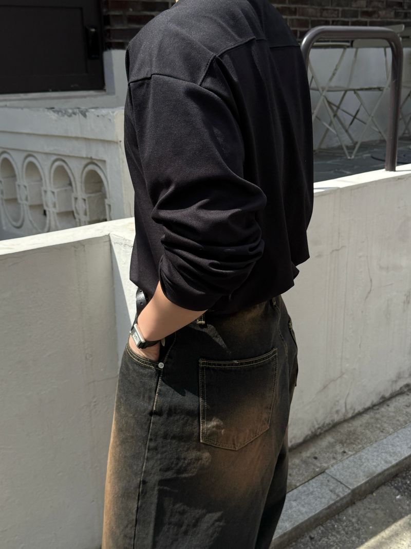 Broad shoulder cut line long sleeeve