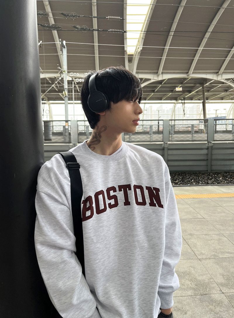 COSYHARU（コシハル）の「Boston Oversized Sweatshirt（Tops）」