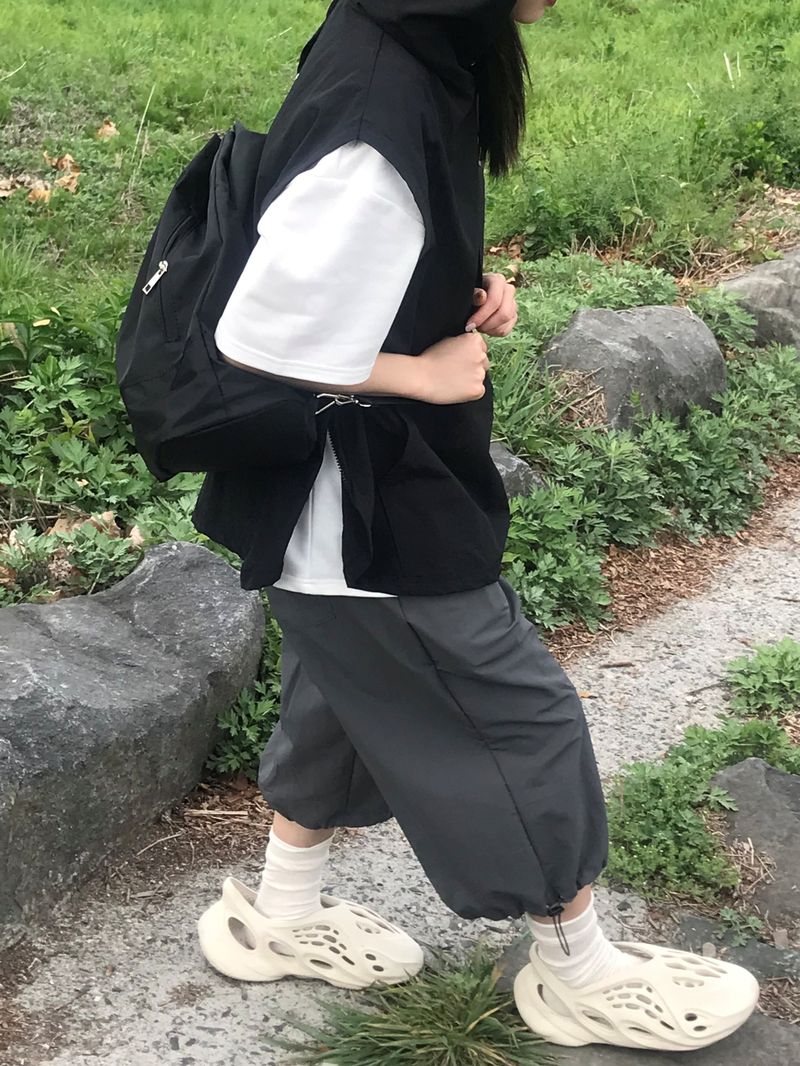 Capri wide string pants