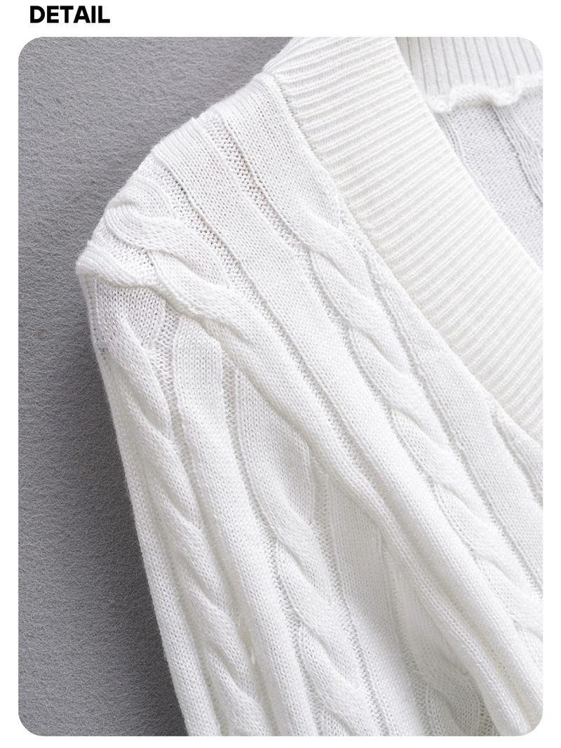 College V-neck wool twisted knitwear