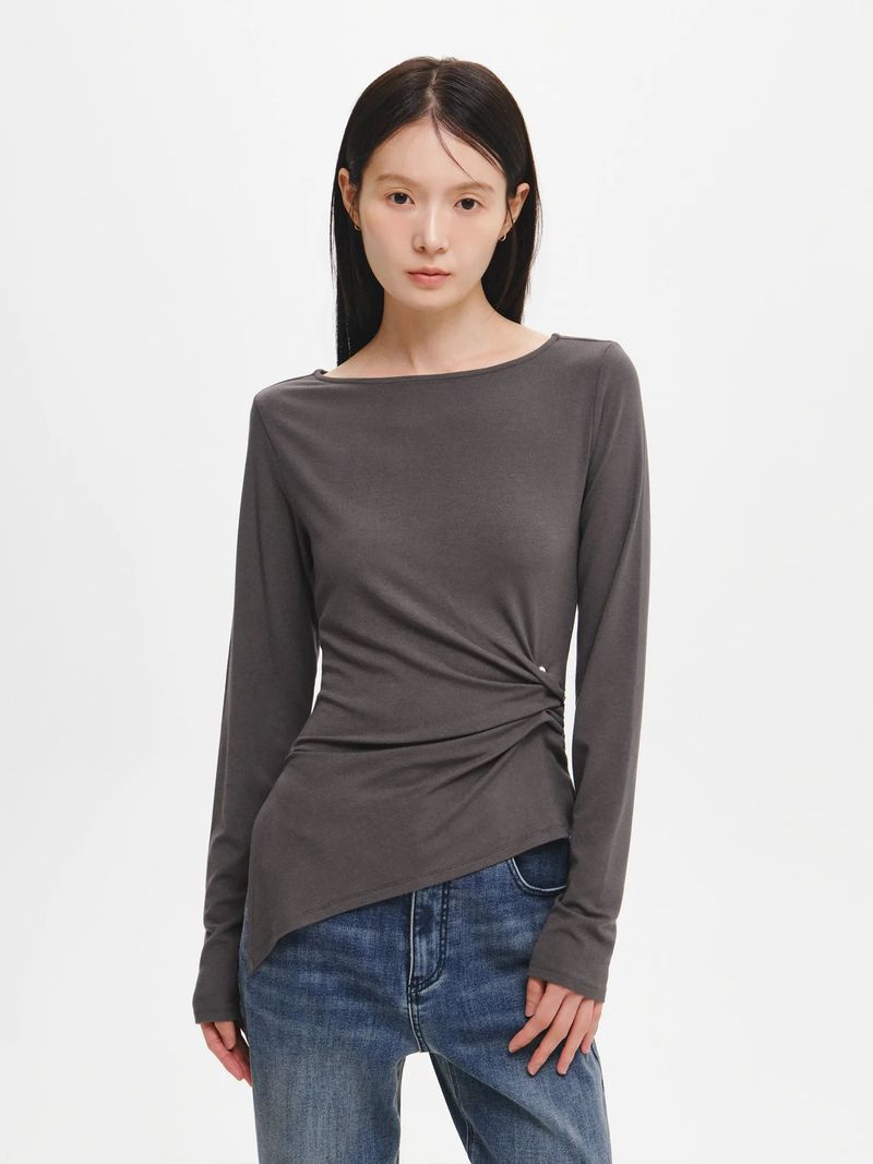 WOMAN DRAPE PIERCING T-SHIRT