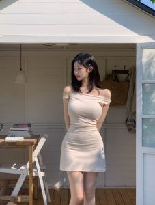 [MADE] Kozel Boat-Neck Mini Dress